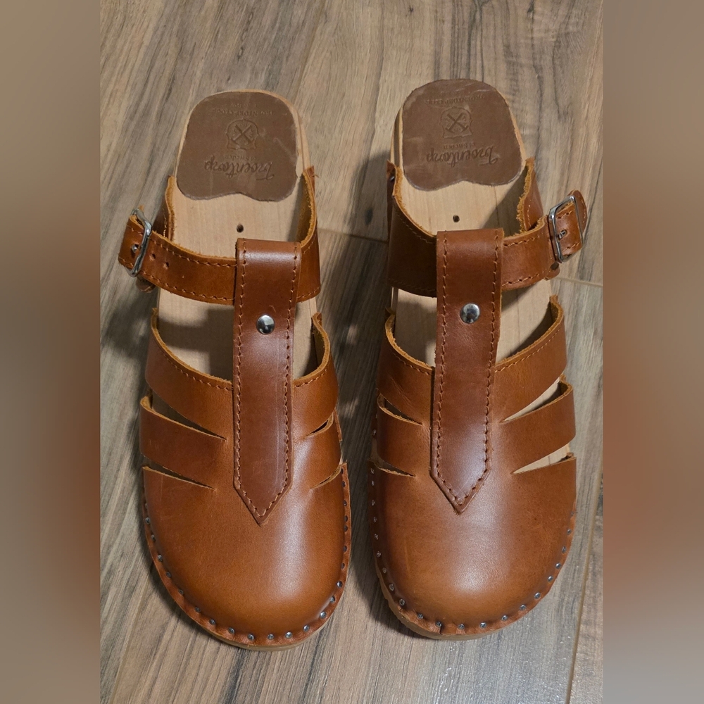 Troentorps Swedish Leather Mary Jane Clogs